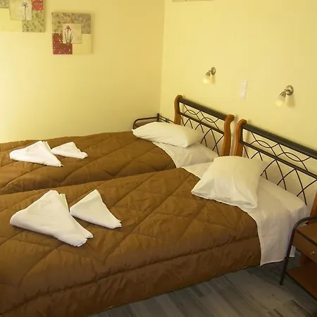 Hotel Captain Manolis Paro