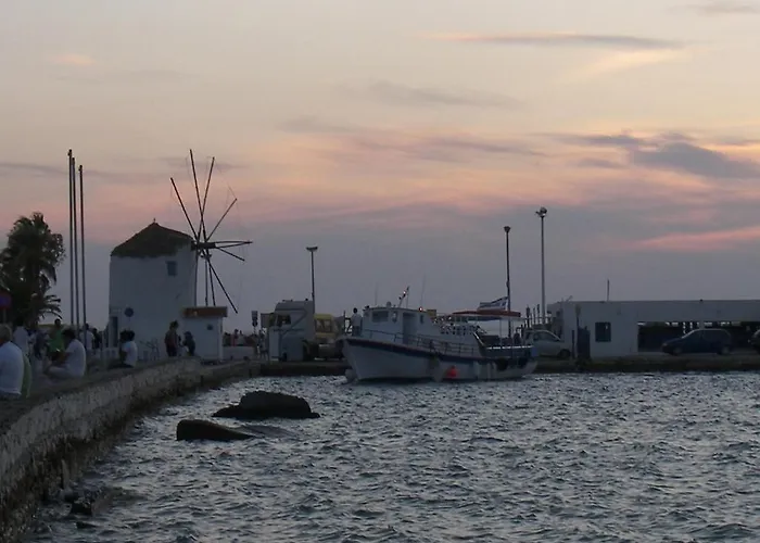 Captain Manolis Parikia (Paros)