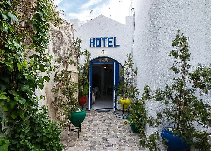 Captain Manolis Hotel 2*