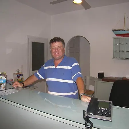 Captain Manolis Parikia (Paros)