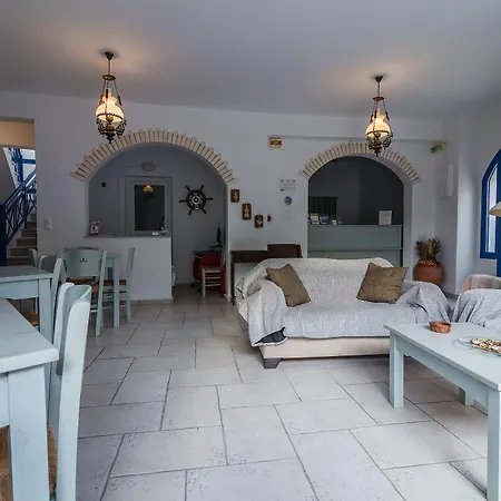 Captain Manolis Hotel 2*