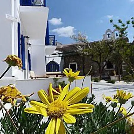 κάπταιν μανώλης 2* Πάρος
