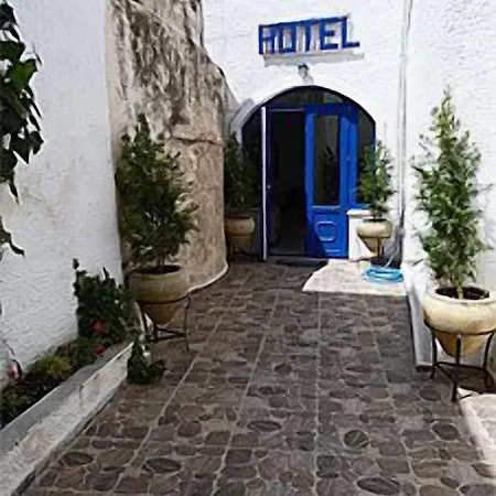 Captain Manolis Hotel