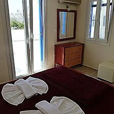 Ξενοδοχείο κάπταιν μανώλης 2*