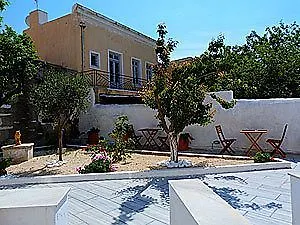 κάπταιν μανώλης