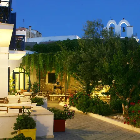 Captain Manolis Hotel 2*