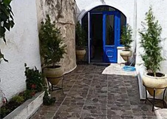 Captain Manolis Hotel