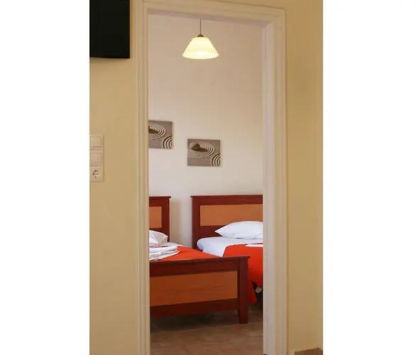 Captain Manolis Hotel